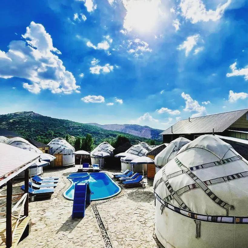 Boutigue Hotel Nebesa Chimgan 외부 사진