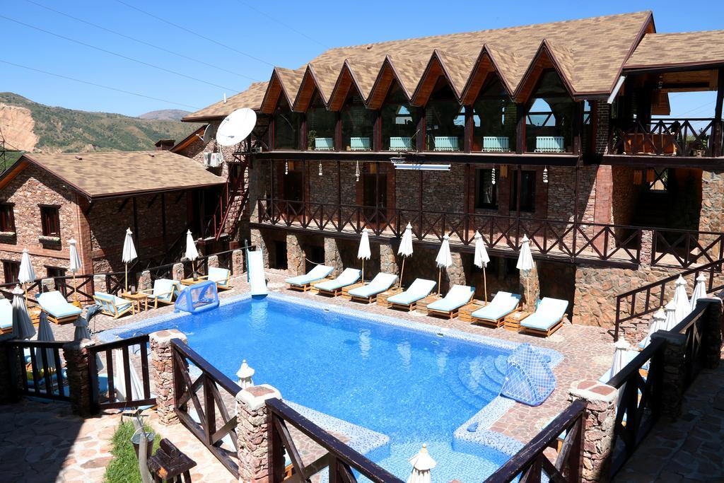 Boutigue Hotel Nebesa Chimgan 외부 사진